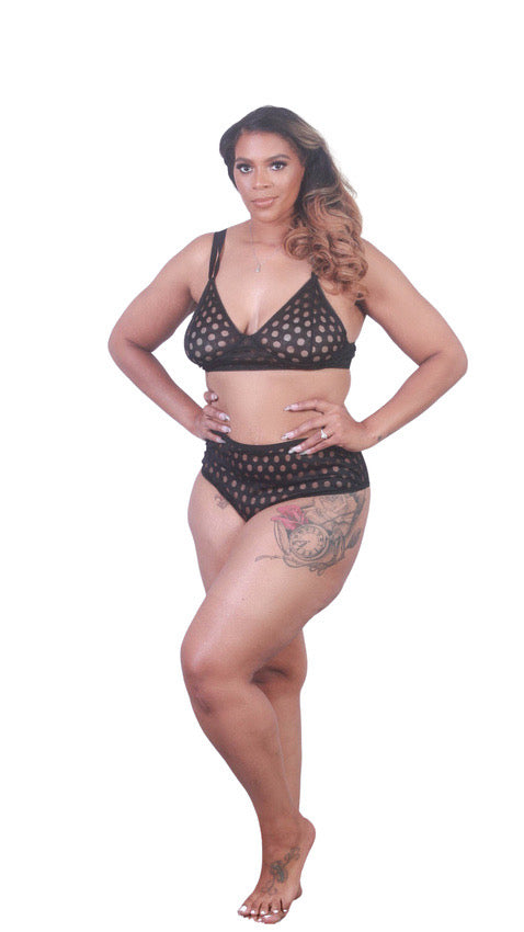 Polk Me Queen Set